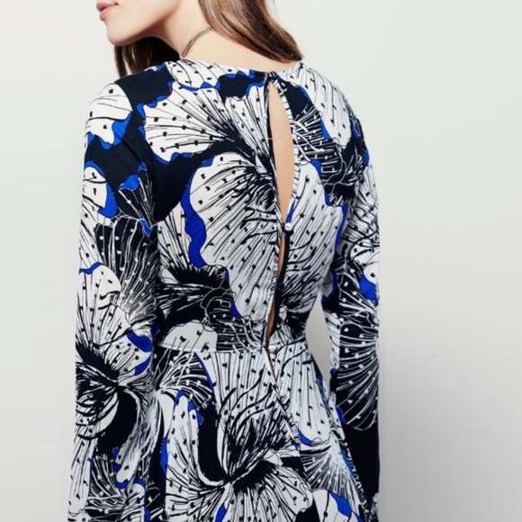 Flowy Longsleeve Maxi DRESS Floral Gown - Picture 4 of 5